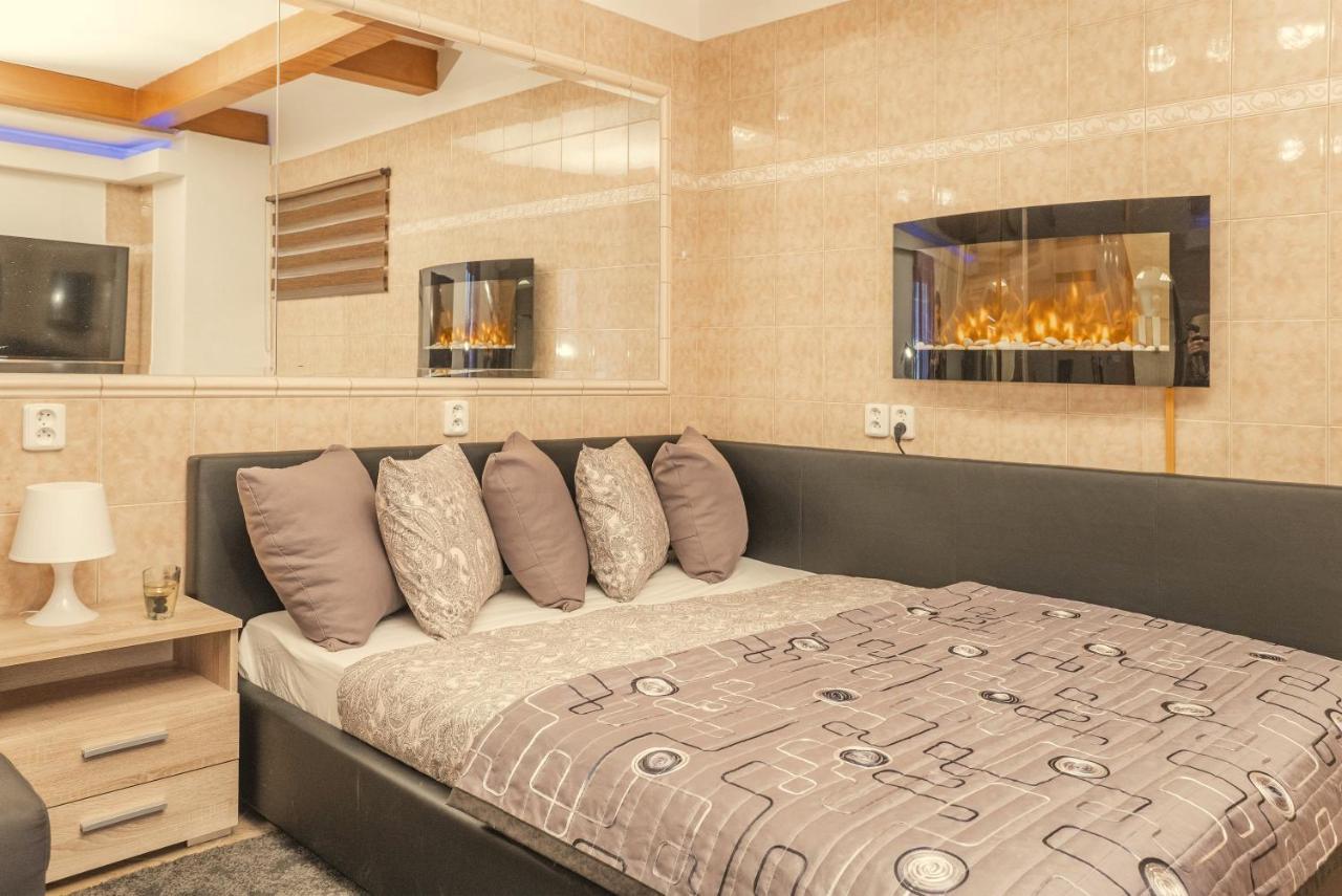 Wellness Studio! Finnish Sauna, Whirlpool, Gym & More! Prag Dış mekan fotoğraf